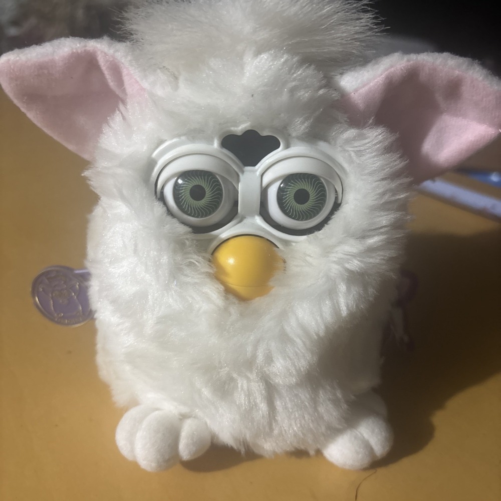 Vintage 1998 Tiger Electronic Furby "Snowball" White W/ Green Eyes Parts Only